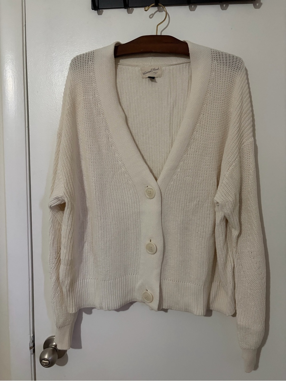 Universal Thread Cream Button-Front V-Neck Knit Cardigan